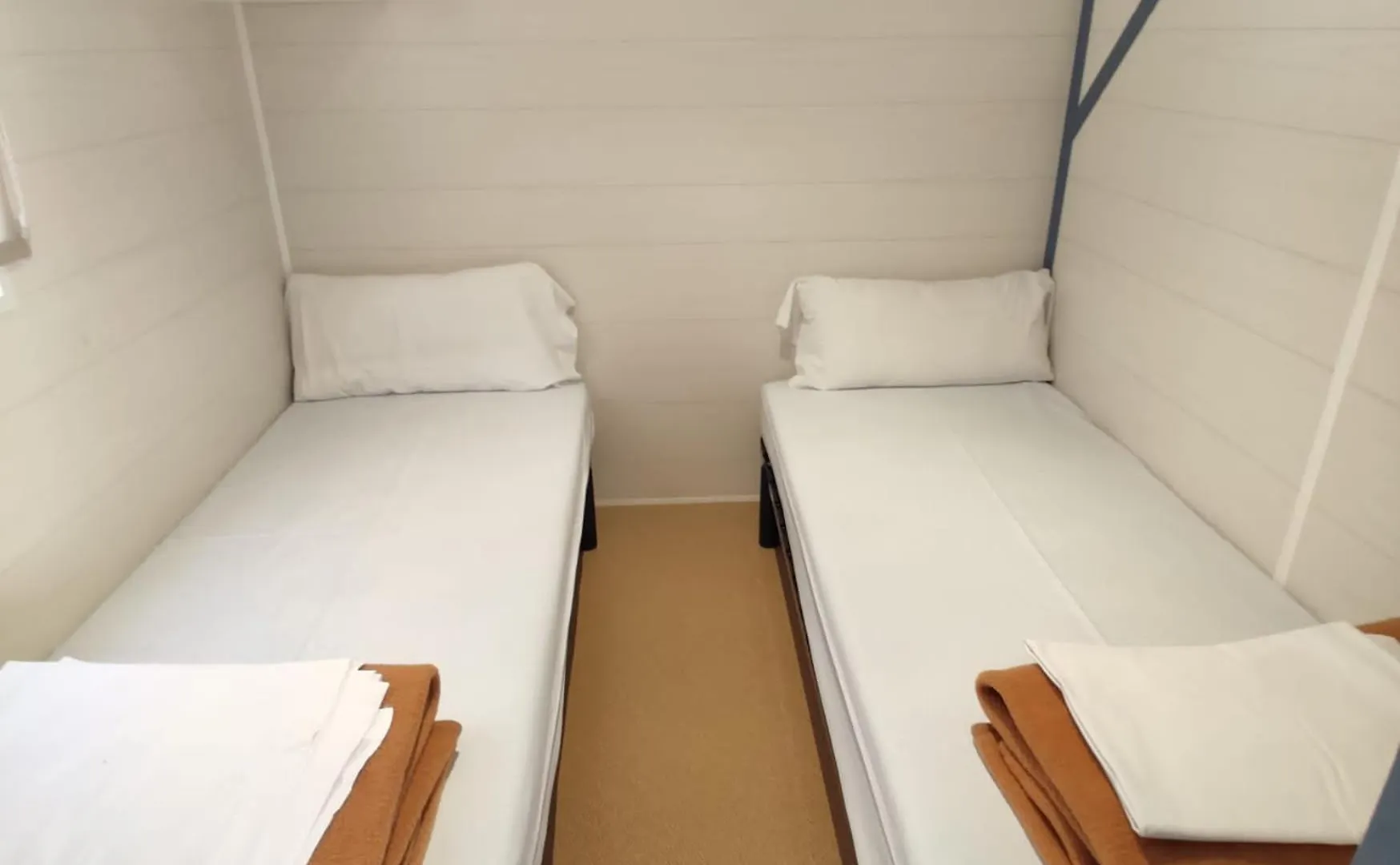Camping Bungalow El Llac De Banyoles Porqueres España
