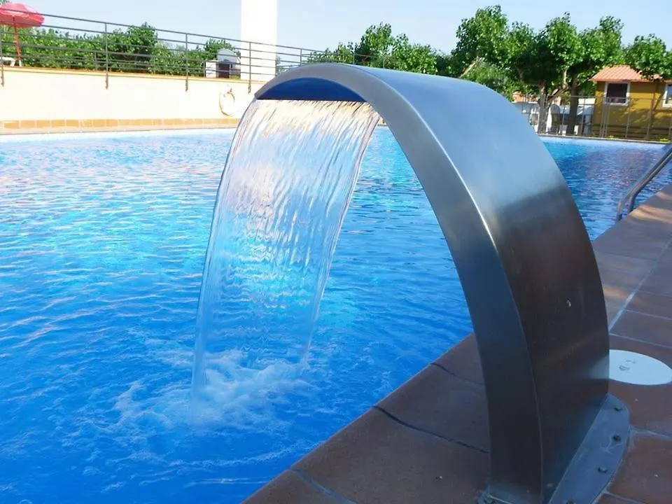 Camping Bungalow El Llac De Banyoles Porqueres